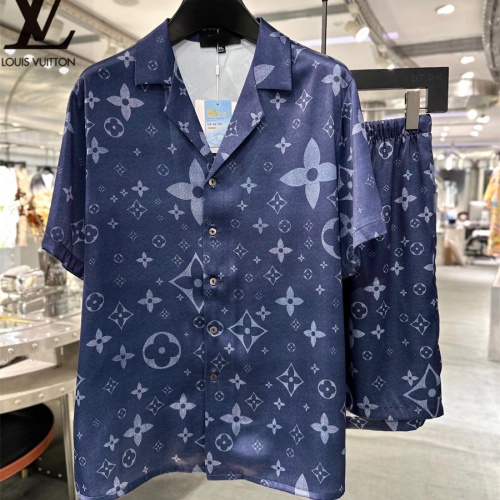 Cheap Louis Vuitton LV Tracksuits Short Sleeved For Men #1222578 Replica Wholesale [$72.00 USD] [ITEM#1222578] on Replica Louis Vuitton LV Tracksuits