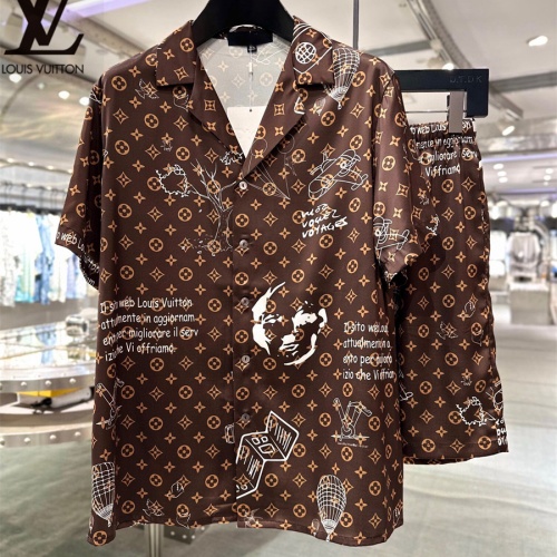 Cheap Louis Vuitton LV Tracksuits Short Sleeved For Men #1222582 Replica Wholesale [$72.00 USD] [ITEM#1222582] on Replica Louis Vuitton LV Tracksuits