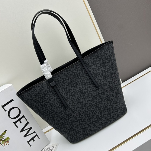 Cheap LOEWE AAA Quality Shoulder Bags For Women #1223222 Replica Wholesale [$175.00 USD] [ITEM#1223222] on Replica LOEWE AAA Quality Shoulder Bags