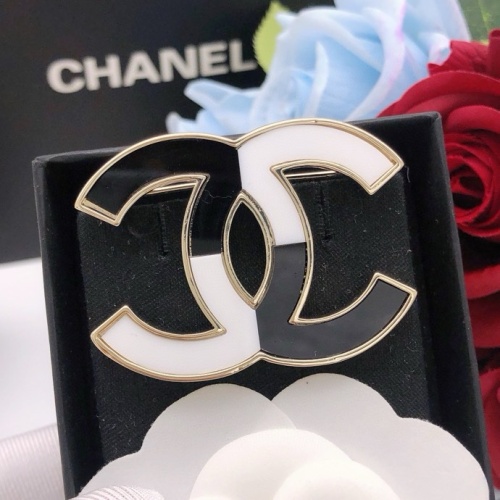 Cheap Chanel Brooches For Women #1223406 Replica Wholesale [$29.00 USD] [ITEM#1223406] on Replica Chanel Brooches