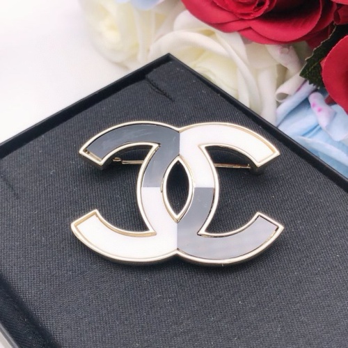 Cheap Chanel Brooches For Women #1223406 Replica Wholesale [$29.00 USD] [ITEM#1223406] on Replica Chanel Brooches