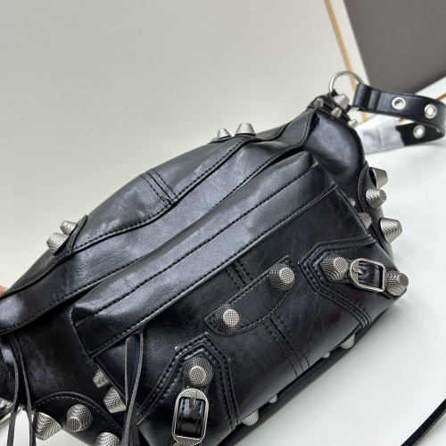 Cheap Balenciaga AAA Quality Belt Bags For Unisex #1223517 Replica Wholesale [$102.00 USD] [ITEM#1223517] on Replica Balenciaga AAA Quality Belt Bags