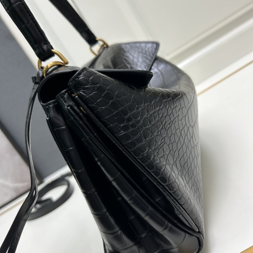 Cheap Balenciaga AAA Quality Shoulder Bags For Women #1223520 Replica Wholesale [$140.00 USD] [ITEM#1223520] on Replica Balenciaga AAA Quality Shoulder Bags