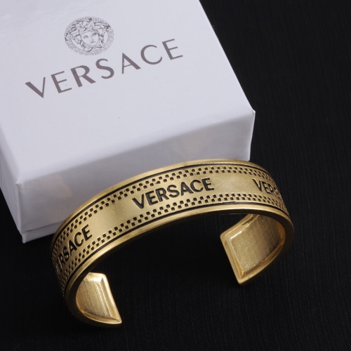 Cheap Versace Bracelets #1223579 Replica Wholesale [$29.00 USD] [ITEM#1223579] on Replica Versace Bracelets