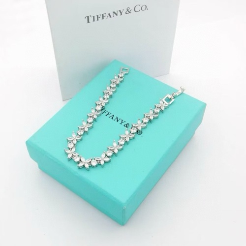 Cheap Tiffany Bracelets For Women #1223627 Replica Wholesale [$39.00 USD] [ITEM#1223627] on Replica Tiffany Bracelets