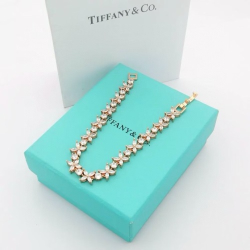 Cheap Tiffany Bracelets For Women #1223628 Replica Wholesale [$39.00 USD] [ITEM#1223628] on Replica Tiffany Bracelets