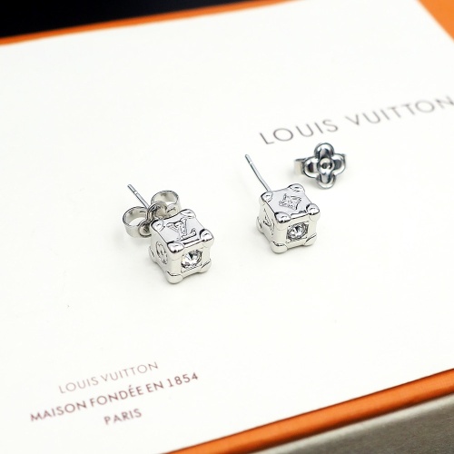 Cheap Louis Vuitton Earrings For Women #1223679 Replica Wholesale [$25.00 USD] [ITEM#1223679] on Replica Louis Vuitton Earrings