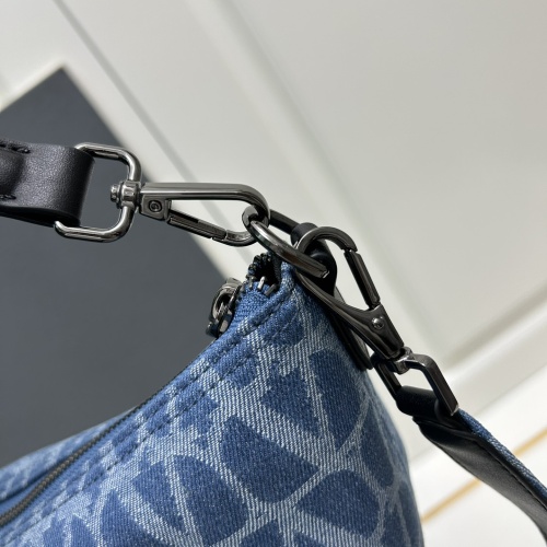 Cheap Valentino AAA Quality Messenger Bags For Women #1223691 Replica Wholesale [$85.00 USD] [ITEM#1223691] on Replica Valentino AAA Quality Messenger Bags