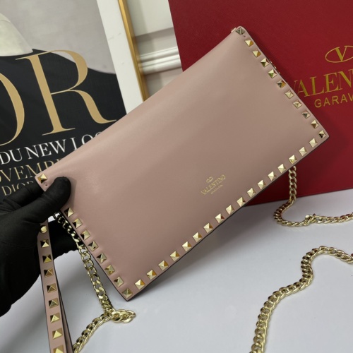 Cheap Valentino AAA Quality Messenger Bags For Women #1223719 Replica Wholesale [$96.00 USD] [ITEM#1223719] on Replica Valentino AAA Quality Messenger Bags