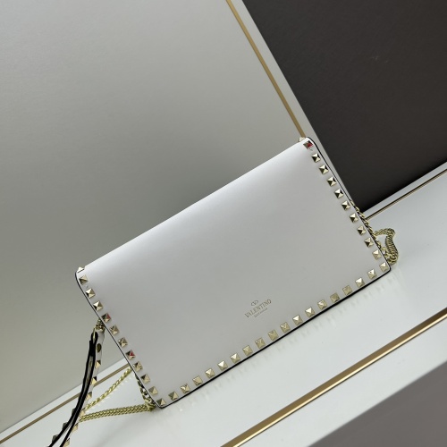 Cheap Valentino AAA Quality Messenger Bags For Women #1223721 Replica Wholesale [$96.00 USD] [ITEM#1223721] on Replica Valentino AAA Quality Messenger Bags