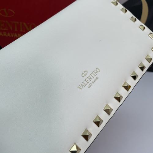 Cheap Valentino AAA Quality Messenger Bags For Women #1223722 Replica Wholesale [$88.00 USD] [ITEM#1223722] on Replica Valentino AAA Quality Messenger Bags