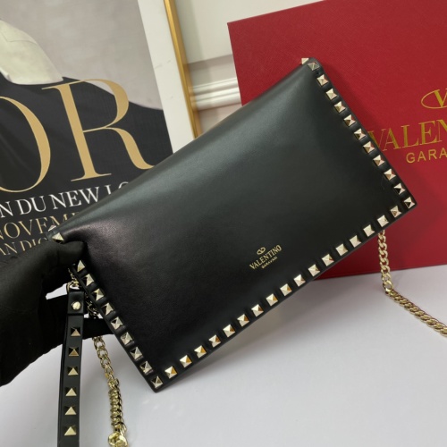 Cheap Valentino AAA Quality Messenger Bags For Women #1223726 Replica Wholesale [$96.00 USD] [ITEM#1223726] on Replica Valentino AAA Quality Messenger Bags