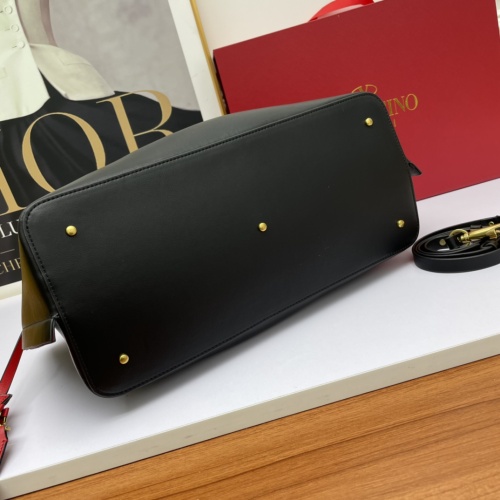 Cheap Valentino AAA Quality Handbags For Women #1223771 Replica Wholesale [$105.00 USD] [ITEM#1223771] on Replica Valentino AAA Quality Handbags