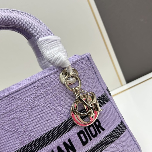 Cheap Christian Dior AAA Quality Handbags For Women #1223810 Replica Wholesale [$122.00 USD] [ITEM#1223810] on Replica Christian Dior AAA Quality Handbags