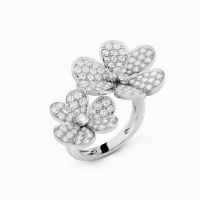 Cheap Van Cleef &amp; Arpels Rings For Women #1219360 Replica Wholesale [$45.00 USD] [ITEM#1219360] on Replica Van Cleef &amp; Arpels Rings