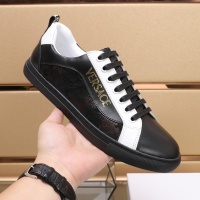 Cheap Versace Casual Shoes For Men #1221623 Replica Wholesale [$85.00 USD] [ITEM#1221623] on Replica Versace Casual Shoes