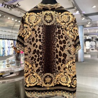 Cheap Versace Tracksuits Short Sleeved For Men #1221789 Replica Wholesale [$72.00 USD] [ITEM#1221789] on Replica Versace Tracksuits