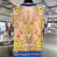 Cheap Versace Tracksuits Short Sleeved For Men #1221790 Replica Wholesale [$72.00 USD] [ITEM#1221790] on Replica Versace Tracksuits