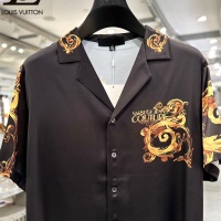 Cheap Versace Tracksuits Short Sleeved For Men #1221792 Replica Wholesale [$72.00 USD] [ITEM#1221792] on Replica Versace Tracksuits