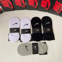 Cheap Nike Socks #1221939 Replica Wholesale [$25.00 USD] [ITEM#1221939] on Replica Nike Socks