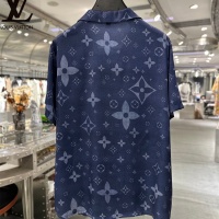 Cheap Louis Vuitton LV Tracksuits Short Sleeved For Men #1222578 Replica Wholesale [$72.00 USD] [ITEM#1222578] on Replica Louis Vuitton LV Tracksuits