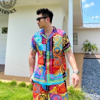 Cheap Versace Tracksuits Short Sleeved For Men #1222581 Replica Wholesale [$72.00 USD] [ITEM#1222581] on Replica Versace Tracksuits