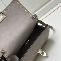 Cheap Valentino AAA Quality Messenger Bags For Women #1222924 Replica Wholesale [$100.00 USD] [ITEM#1222924] on Replica Valentino AAA Quality Messenger Bags