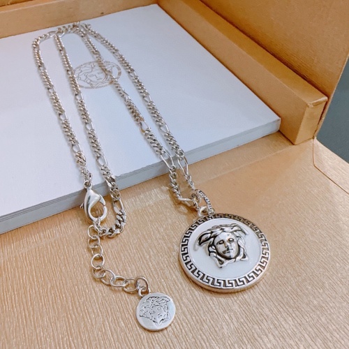 Cheap Versace Necklaces #1223955 Replica Wholesale [$42.00 USD] [ITEM#1223955] on Replica Versace Necklaces