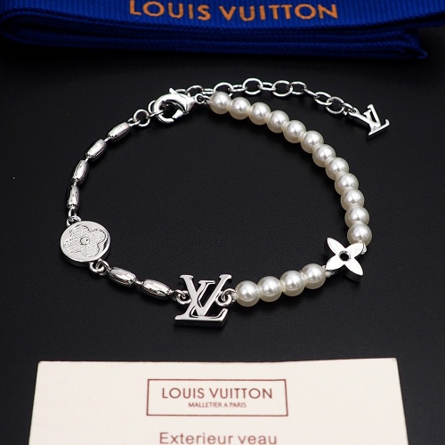 Cheap Louis Vuitton LV Jewelry Set For Women #1223980 Replica Wholesale [$52.00 USD] [ITEM#1223980] on Replica Louis Vuitton LV Jewelry Set