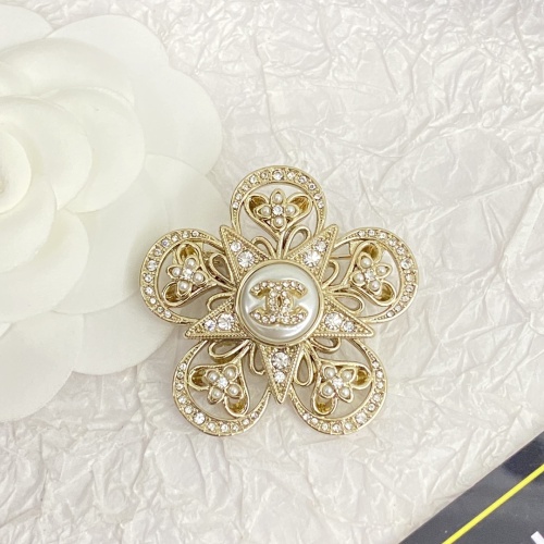 Cheap Chanel Brooches For Women #1224002 Replica Wholesale [$38.00 USD] [ITEM#1224002] on Replica Chanel Brooches