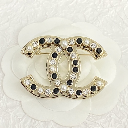 Cheap Chanel Brooches For Women #1224003 Replica Wholesale [$36.00 USD] [ITEM#1224003] on Replica Chanel Brooches