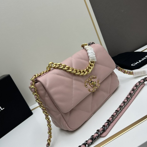 Cheap Chanel AAA Quality Messenger Bags For Women #1224046 Replica Wholesale [$96.00 USD] [ITEM#1224046] on Replica Chanel AAA Messenger Bags