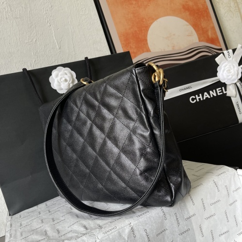 Cheap Chanel AAA Quality Messenger Bags For Women #1224062 Replica Wholesale [$140.00 USD] [ITEM#1224062] on Replica Chanel AAA Quality Messenger Bags