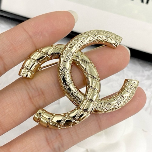 Cheap Chanel Brooches For Women #1224066 Replica Wholesale [$32.00 USD] [ITEM#1224066] on Replica Chanel Brooches