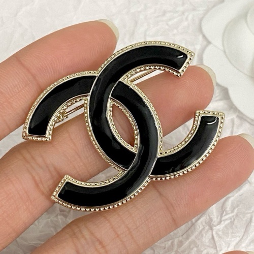 Cheap Chanel Brooches For Women #1224069 Replica Wholesale [$32.00 USD] [ITEM#1224069] on Replica Chanel Brooches