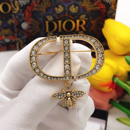 Cheap Christian Dior Brooches For Women #1224079 Replica Wholesale [$29.00 USD] [ITEM#1224079] on Replica Christian Dior Brooches