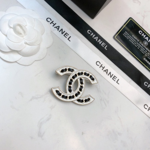 Cheap Chanel Brooches For Women #1224454 Replica Wholesale [$29.00 USD] [ITEM#1224454] on Replica Chanel Brooches