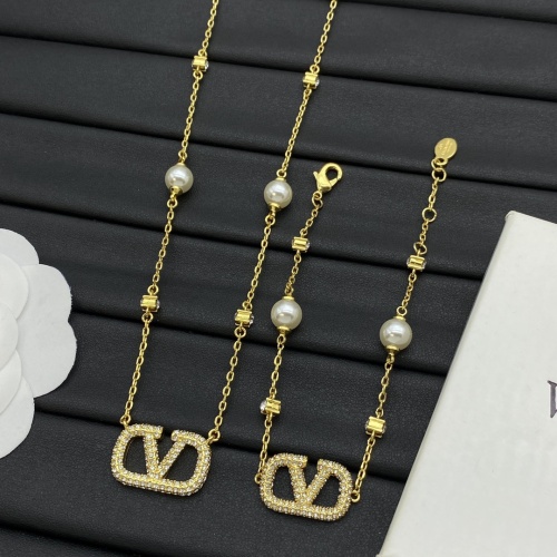 Cheap Valentino Jewelry Set For Women #1224475 Replica Wholesale [$52.00 USD] [ITEM#1224475] on Replica Valentino Jewelry Set