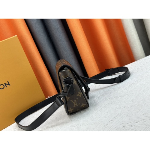 Cheap Louis Vuitton AAA Quality Messenger Bags For Unisex #1224518 Replica Wholesale [$64.00 USD] [ITEM#1224518] on Replica Louis Vuitton AAA Quality Messenger Bags