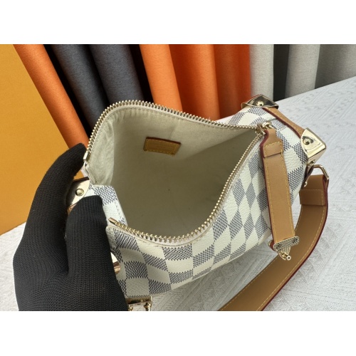 Cheap Louis Vuitton AAA Quality Messenger Bags For Unisex #1224526 Replica Wholesale [$72.00 USD] [ITEM#1224526] on Replica Louis Vuitton AAA Quality Messenger Bags