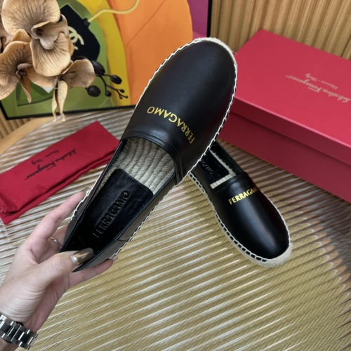 Cheap Salvatore Ferragamo Casual Shoes For Women #1224848 Replica Wholesale [$102.00 USD] [ITEM#1224848] on Replica Salvatore Ferragamo Casual Shoes