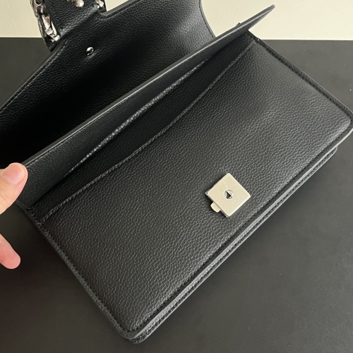 Cheap Gucci AAA Quality Messenger Bags For Women #1224983 Replica Wholesale [$76.00 USD] [ITEM#1224983] on Replica Gucci AAA Quality Messenger Bags