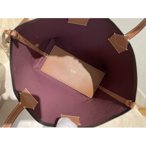 Cheap Burberry AAA Quality Shoulder Bags For Women #1225082 Replica Wholesale [$160.00 USD] [ITEM#1225082] on Replica Burberry AAA Quality Shoulder Bags