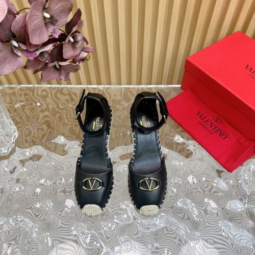 Cheap Valentino Sandal For Women #1225201 Replica Wholesale [$108.00 USD] [ITEM#1225201] on Replica Valentino Sandal