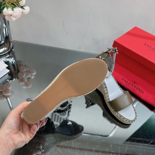 Cheap Valentino Sandal For Women #1225205 Replica Wholesale [$108.00 USD] [ITEM#1225205] on Replica Valentino Sandal