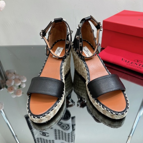 Cheap Valentino Sandal For Women #1225209 Replica Wholesale [$108.00 USD] [ITEM#1225209] on Replica Valentino Sandal