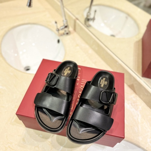 Cheap Valentino Slippers For Women #1225252 Replica Wholesale [$100.00 USD] [ITEM#1225252] on Replica Valentino Slippers