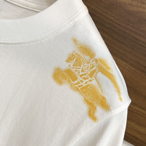 Cheap Burberry T-Shirts Short Sleeved For Unisex #1225332 Replica Wholesale [$76.00 USD] [ITEM#1225332] on Replica Burberry T-Shirts