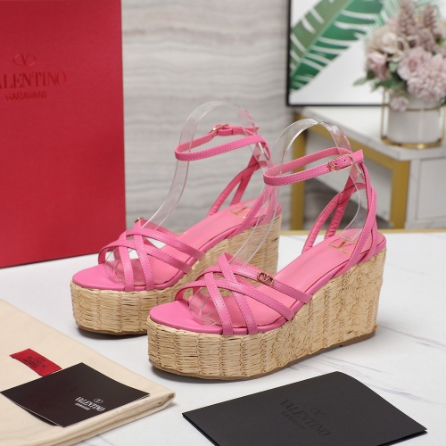 Cheap Valentino Sandal For Women #1225375 Replica Wholesale [$112.00 USD] [ITEM#1225375] on Replica Valentino Sandal