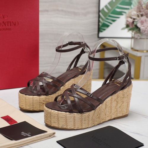 Cheap Valentino Sandal For Women #1225377 Replica Wholesale [$112.00 USD] [ITEM#1225377] on Replica Valentino Sandal